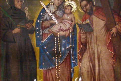 MARÍA, MADRE CERCANA, PROTECTORA Y GUÍA EN EL CAMINO DE LA FE