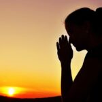 ENERO: UN NUEVO MES, UN NUEVO AÑO, NUEVAS METAS, DE LA MANO DE DIOS Editoriales